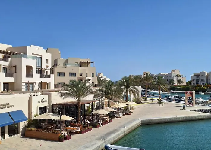 Fanadir Marina 2-bedroom Sleeps 4-6 Persons * El Gouna