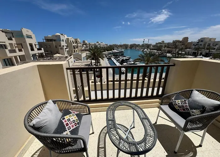 Fanadir Marina 2-bedroom Sleeps 4-6 Persons * El Gouna