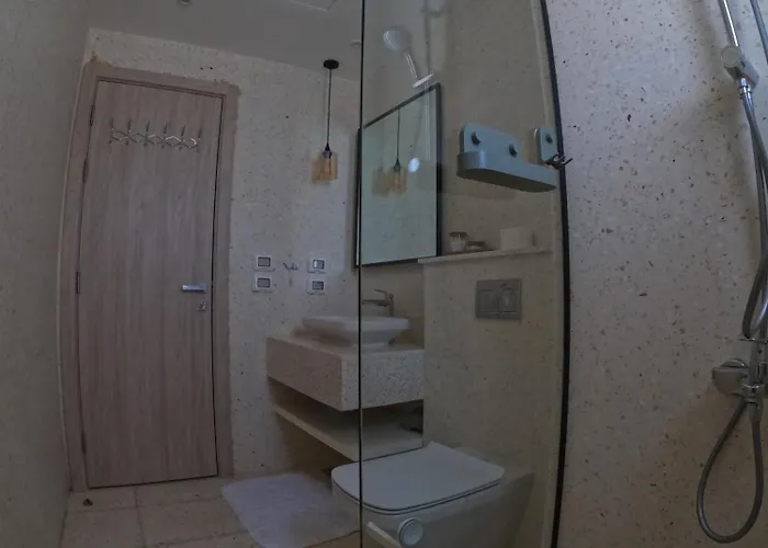 Apartment Fanadir Marina 2-bedroom Sleeps 4-6 Persons *