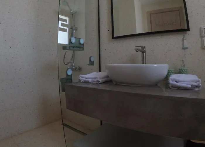 Fanadir Marina 2-bedroom Sleeps 4-6 Persons * El Gouna