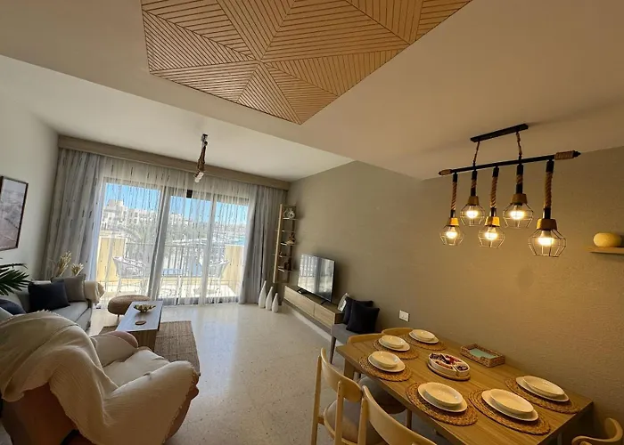 Fanadir Marina 2-bedroom Sleeps 4-6 Persons * El Gouna