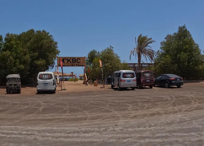 Fanadir Marina 2-bedroom Sleeps 4-6 Persons Apartment *